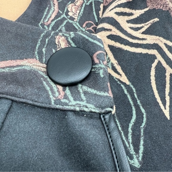 Radzoli XL Black Floral Asymmetrical Button Jacket – Boho Artwear Style - Picture 4 of 14